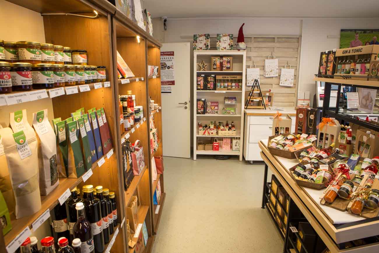 Wurzers Geschenke Hofladen in Bodensdorf bei Wieselburg Weihnachtsgeschenke Adventmarkt Weihnachtsmarkt