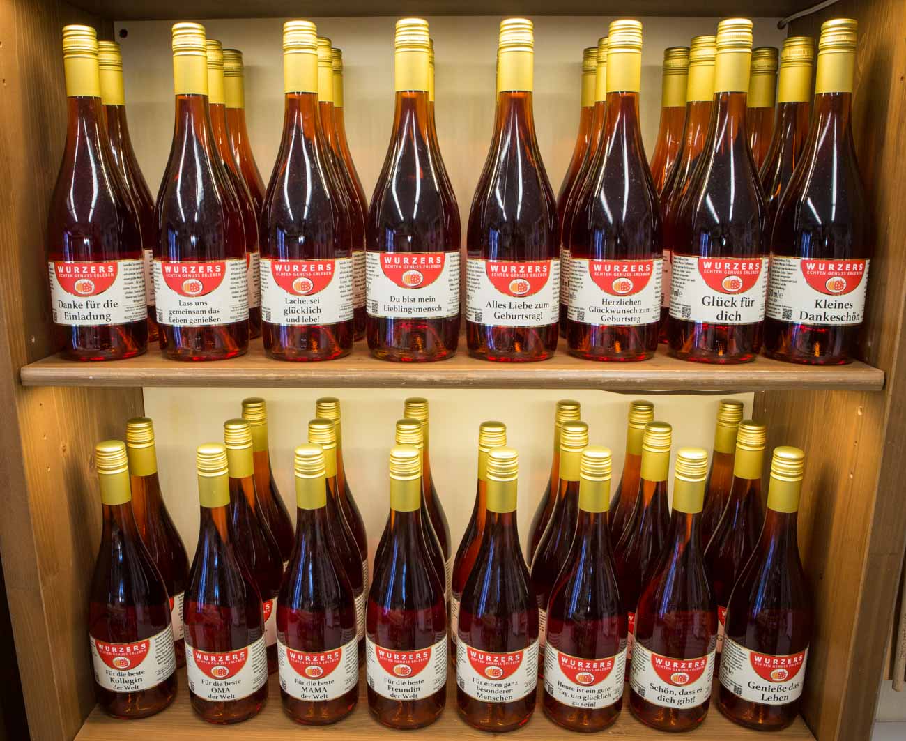 Regionale Geschenke zum Valentinstag aus Wurzers Hofladen in Bodensdorf bei Wieselburg